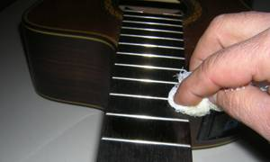 Cleaning a Classical Guitar Fingerboard 2